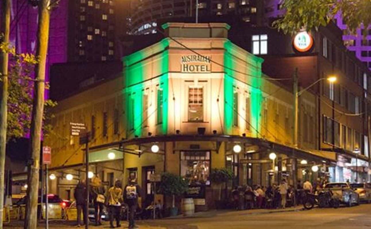 Enjoy Australian, Family and Pizza cuisine at The Australian Heritage Hotel in The Rocks, Sydney